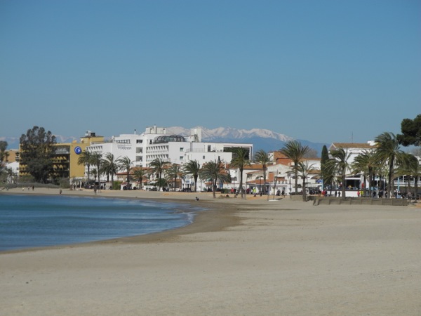 Rosas? Roses? Visiting a Beach Town North of Barcelona